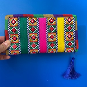 Cartera boho monedero indio vintage 1990s. Cartera boho colorida hecha a mano para mujer linda.