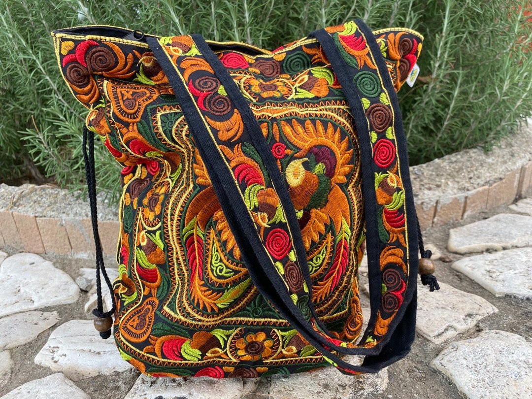 Vintage Hippie Hobo Bag, Patchwork Bag 1990s .banjara Bag Boho Bag