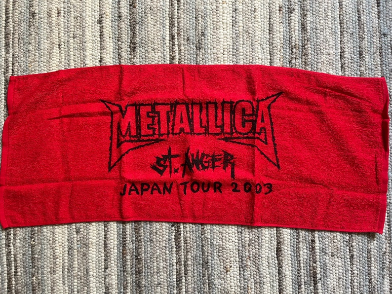 Metallica 2003 Japan tour towel Red version. image 1