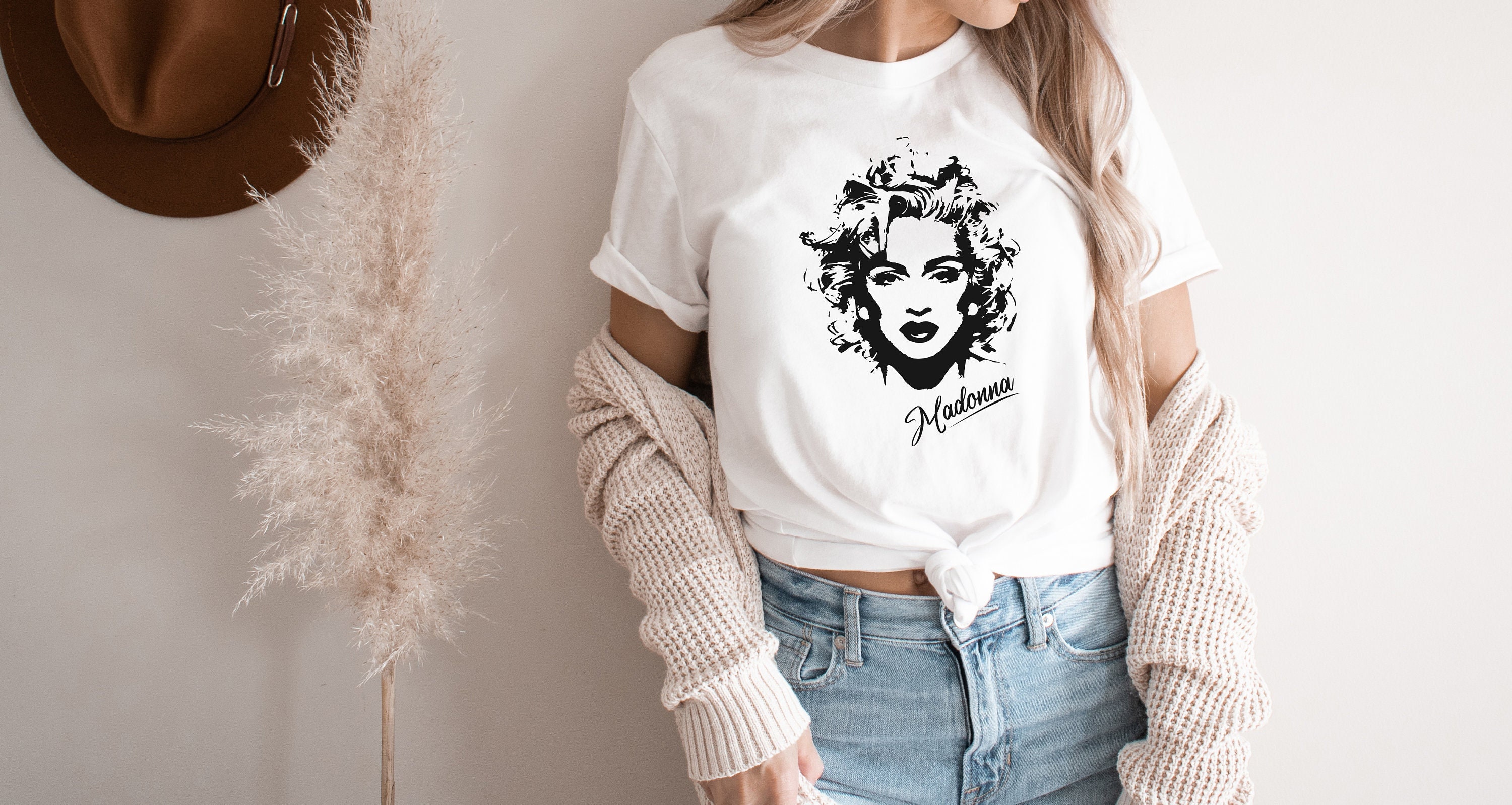 Discover Madonna Vintage Retro Madonna T-Shirt