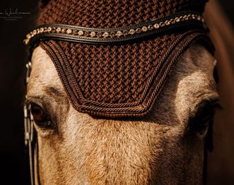 Fly Bonnet for Horses, Full/Warmblood Size – Ear Bonnet in Classic Sage or Pure Chocolate – Sporty Elegant Look