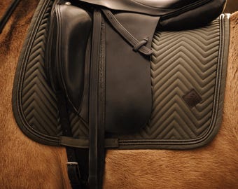 Dressage Saddle Pad Classic Sage – Satin with Glitter – Soft Polyester Lining – Full Size