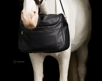 Large Grooming Tote for Horse Gear – Compartments, Feet & Padded Strap – Faux Leather