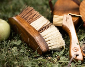 Horse hoof care set with engraving, personalized root brush & hoof pick, gift for rider, horse care, stable accessories, horse hooves, legs