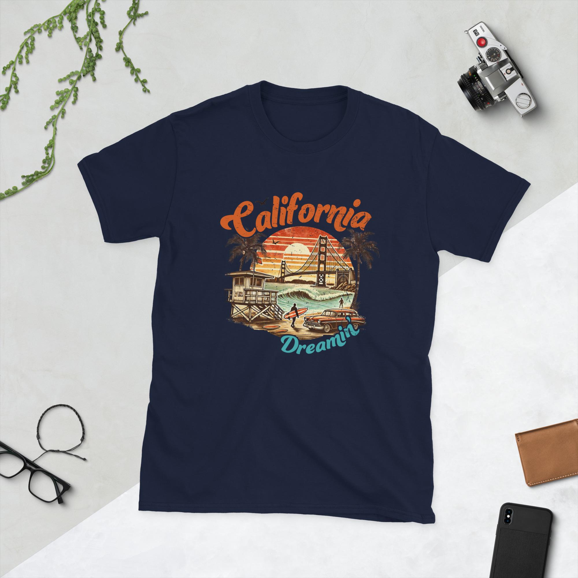 California Dreamin' T-shirt, Vintage Style Tee for Beach Lovers