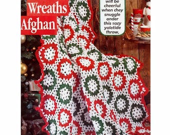 Vintage Christmas Holiday Wreath CROCHET Afghan PATTERN, Throw Blanket Bedspread, Holiday Decor, Christmas Gifts, pdf English Only