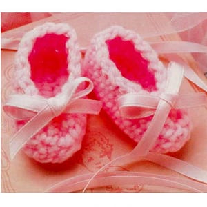EASY Crochet PATTERN, Newborn Crochet Pattern, Crochet Newborn Booties Pattern, Baby Crochet Pattern Quick, Pattern Easy, pdf, English Only
