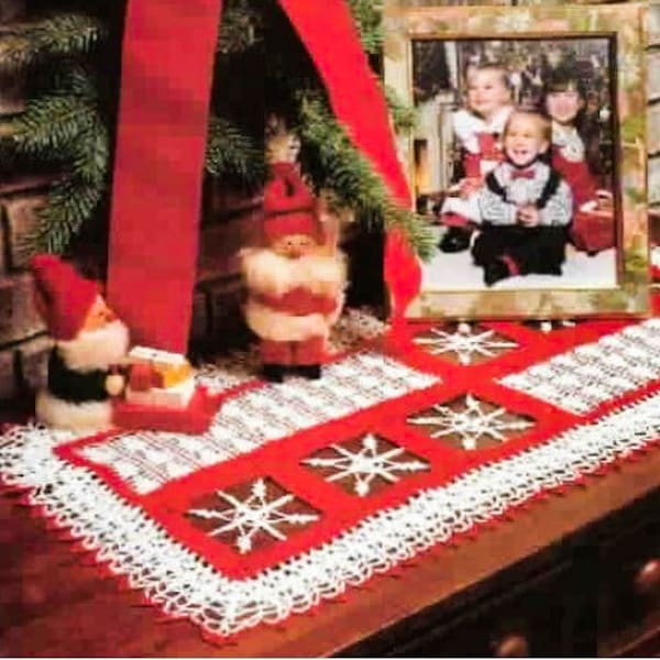 PATTERN for Christmas Table Runner - CROCHET Table Runner Pattern - Pdf instant digital - Vintage Crochet Pattern