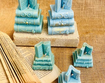 Little Book Stack Candle – Soy Wax, Cozy Reading Nook Décor, Literary Gift