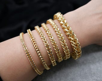 14K Yellow Gold Franco Bracelet, 3.2-8.2mm Lobster Claw Clasp