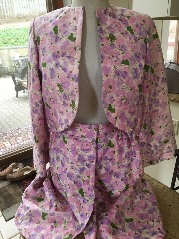 Vintage 2 pc silk floral touch of Paris suit