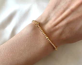 Gold star bracelet, gold star bead stacking bracelet, dainty bead bracelet