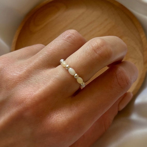 Dainty Rice Pearl Womens Ring, Silver Plated Beads, Gold Plated