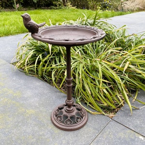 Beautiful cast iron bird bath on tall base - 38.5 cm/ 15.16 inch