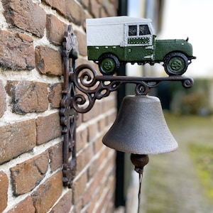 Cast iron bell - Land Rover S1- Bell with 4x4 drive for wall mounting