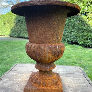 Vase de jardin à la française Jardinière Urne classique 22 cm image 10
