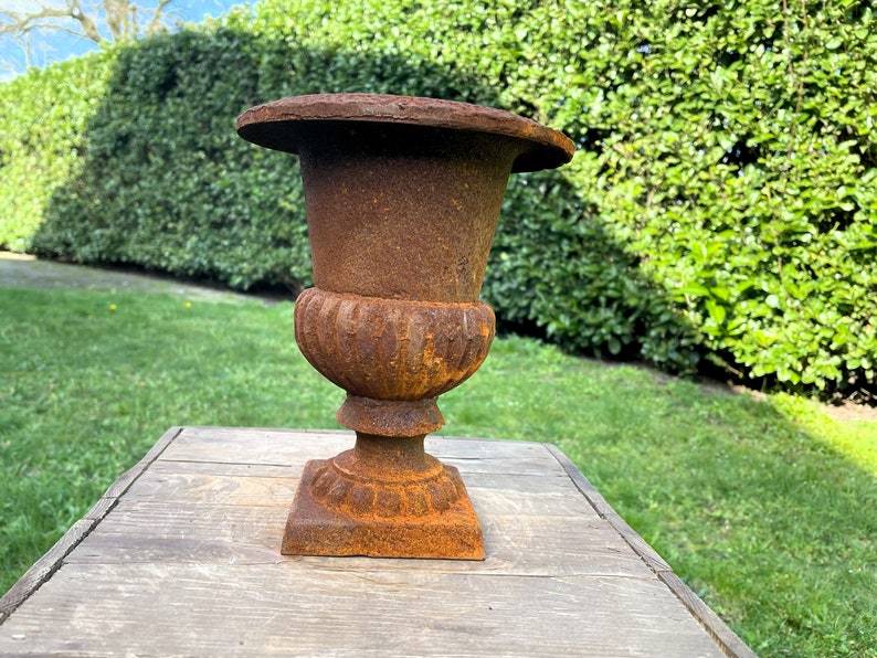 Vase de jardin à la française Jardinière Urne classique 22 cm image 2