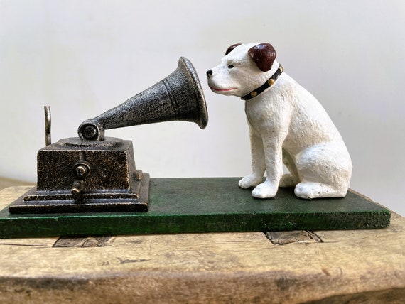 Magnificent Cast Iron Figurine of Dog Nipper With Gramophone 