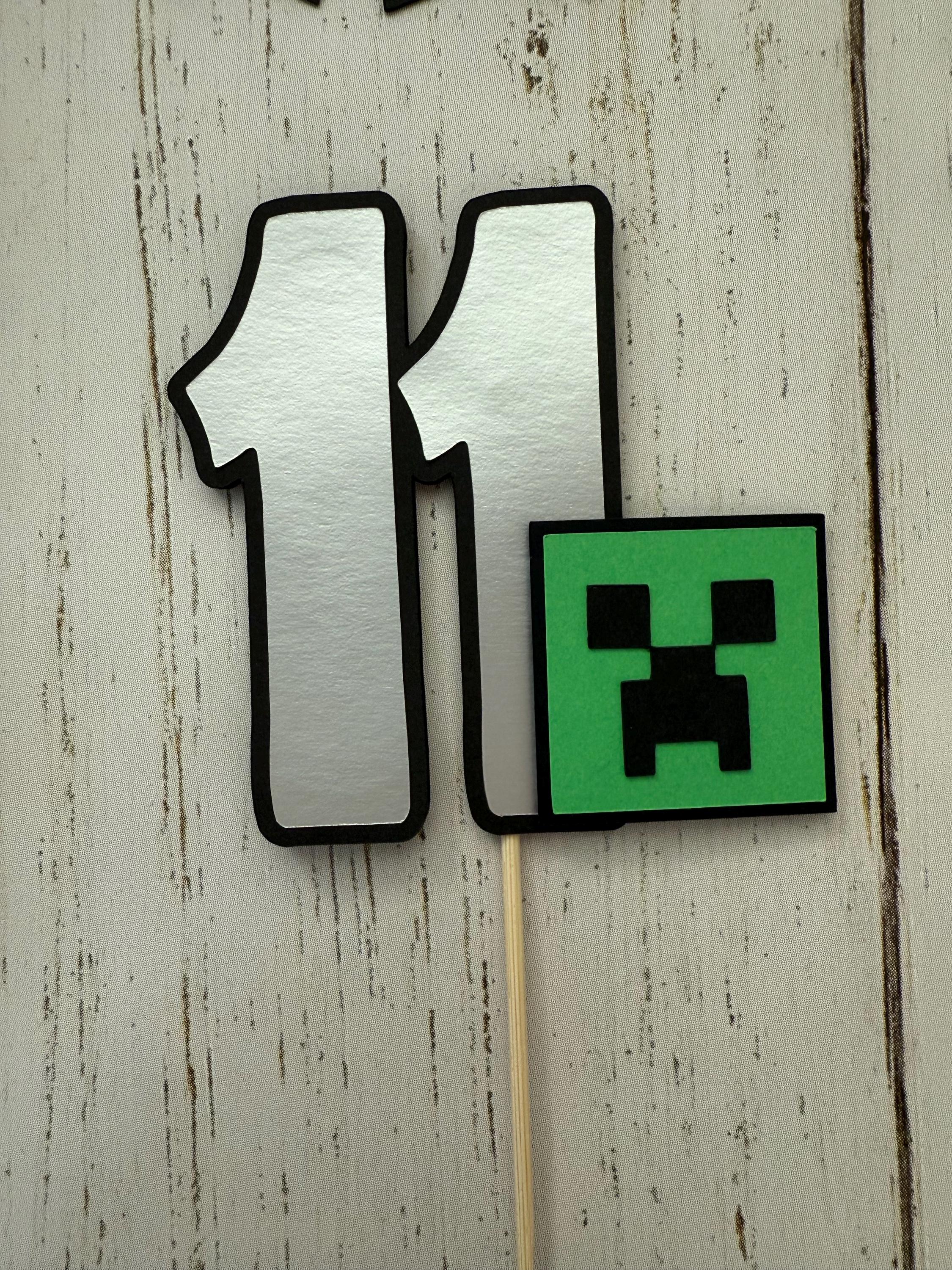 Simple Minecraft Cake Topper