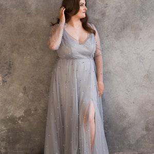 Plus Size Wedding Dress Violetta image 3