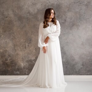 Plus Size Classic Wedding Dress Valeria image 1