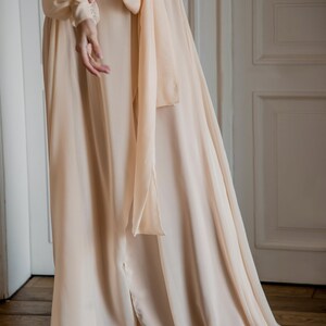 Chiffon beige set robe and slip image 3