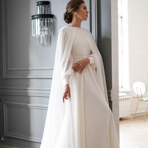 Chiffon Long Cape for Wedding Dress, Detachable Boho Bridal Cloak Veil, Simple Overlay, Wedding Сover Up, Bridal Topper, Shoulder Train