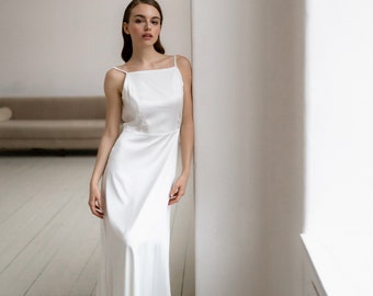 Simple Wedding Dress Siena