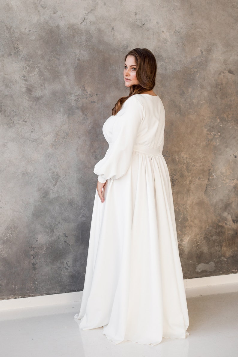 Plus Size Crepe Wedding Dress Emma image 5