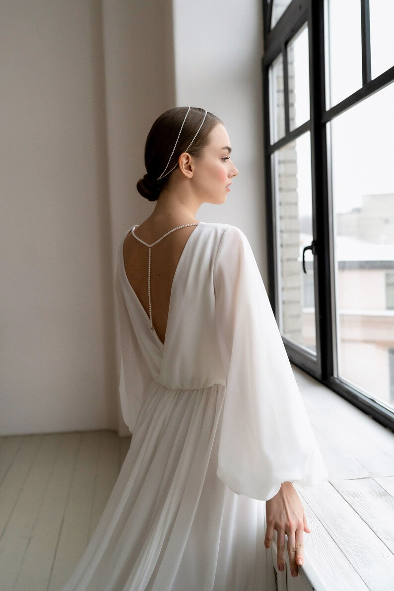 Minimalist Wedding Dress Valeria image 6