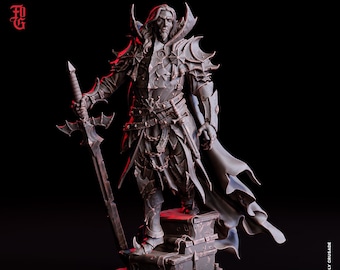 Damascus, Vampire Knight Miniature | 32mm or 75mm Scale | DnD Miniature Dungeons and Dragons DnD 5e