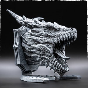 DnD Dragon Monster Trophy Statue | Huge DnD Dragon Decor Nerdy | Tabletop Gaming | DnD Miniature | Dungeons and Dragons DnD Monstrosity