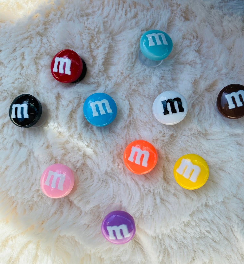 M & M Acrylic Shoe Charm Set (10 Pieces) - Etsy