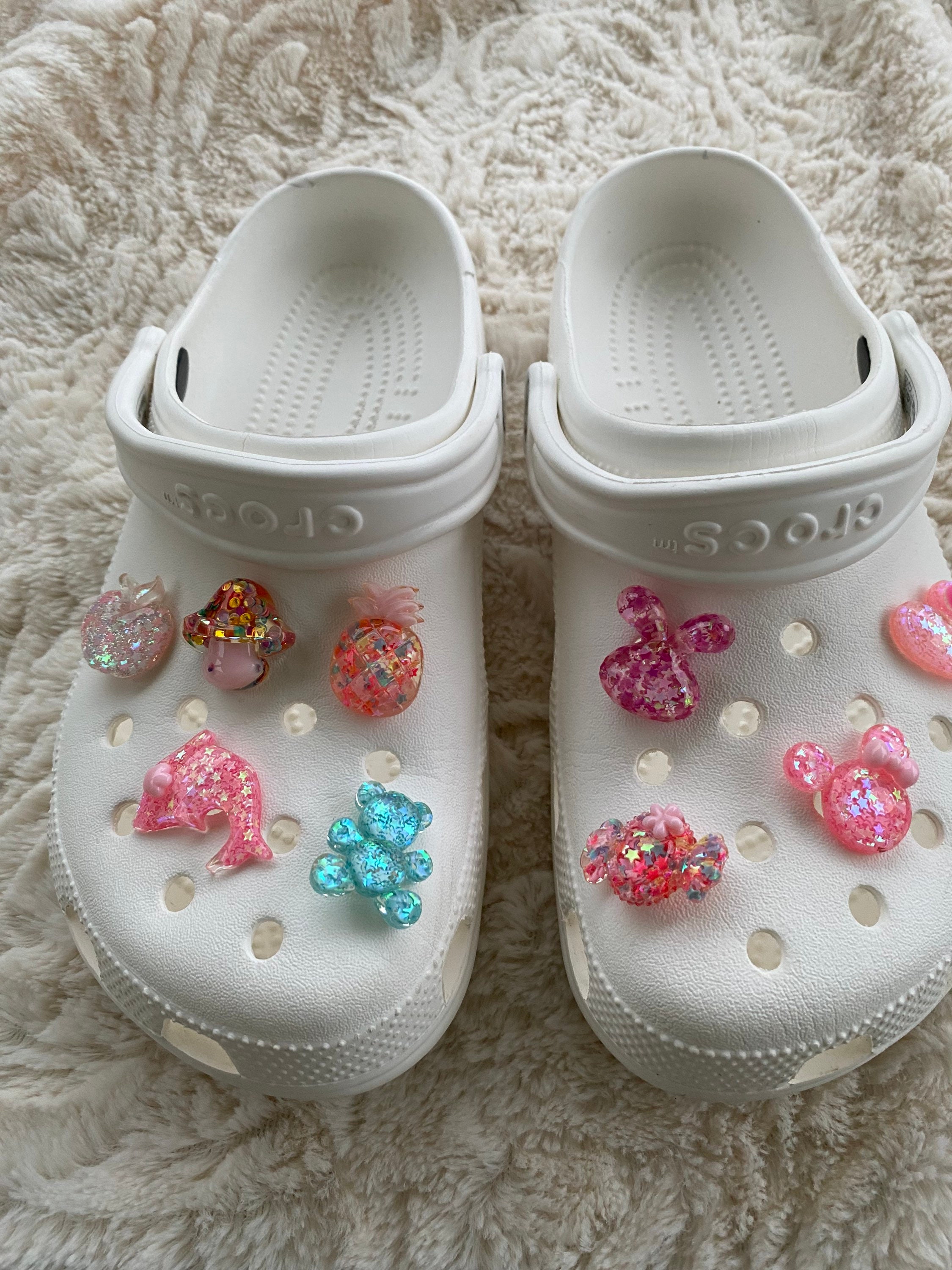 HOT】 1Pcs PVC Heart For Crocs Charms Jeans Accessories Slippers