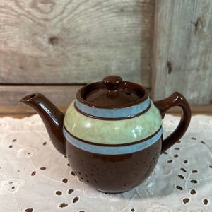 Vintage Sadler small teapot, crazed teapot, brown teapot,cottagecore