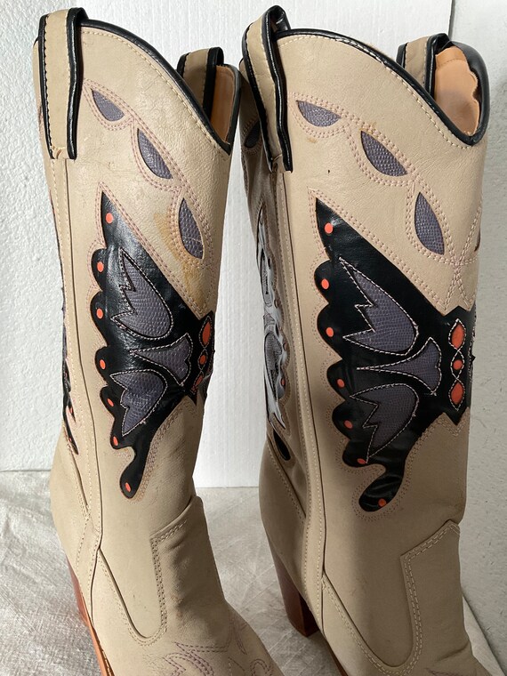 Vintage TOWN & COUNTRY Cowboy Butterfly Boots  Br… - image 3