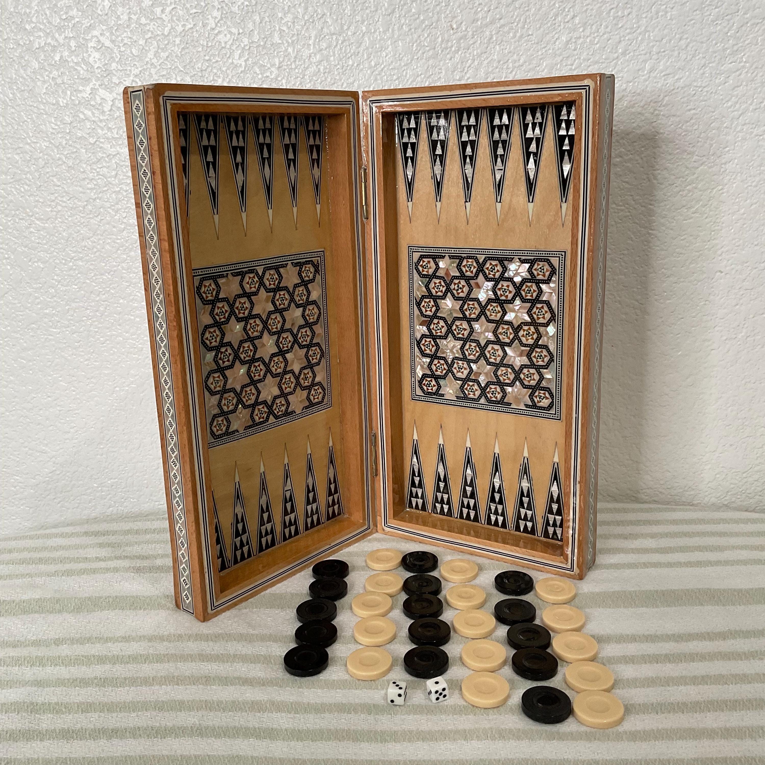 Ancien Jeu De Dés - Occasion - Objet Vintage Pour Collection Ou Décoration