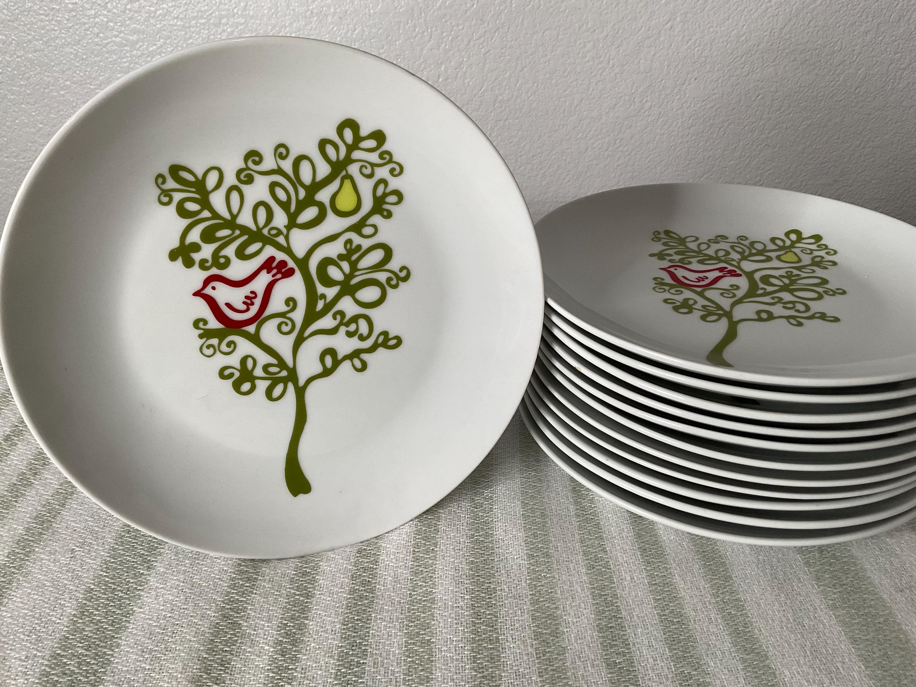 Crate Barrel Christmas Plates Partridge in A Pear Tree Dessert
