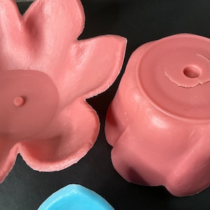 Floating  Lotus  Pool Candle Holders Vintage  By Dollar Check Company Set Of 4
