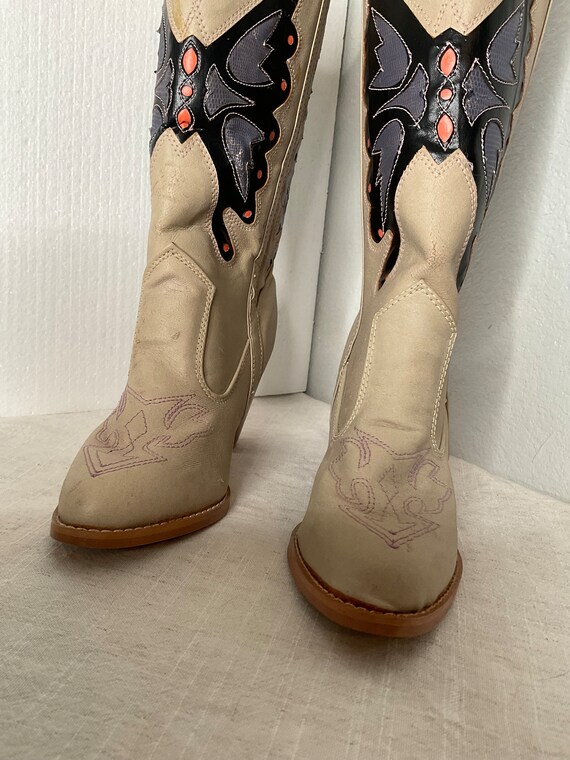 Vintage TOWN & COUNTRY Cowboy Butterfly Boots  Br… - image 9