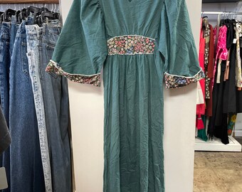 1970s Peggy Barker Puff Sleeve Dress With Floral Belt And Cuffs