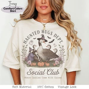Grandma Goose Halloween Shirt, Spooky Nana Tee, Haunted Gigi T-Shirt, Meemaw Fall Top, Funny Grandmother Ghost Shirt, Boo Crew Family Tee