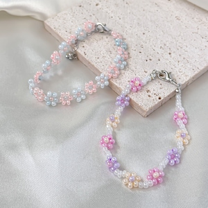 Cute Beaded Flower Bracelets in two style, Minimalist Style Handmade Seed Beads Bracelet, Fairycore bracelets, pink and purple, Gift for her