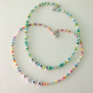 Colar com nome personalizado com miçangas mistas em 2 estilos, colar com palavras/cartas, presente para ela, envio no dia seguinte