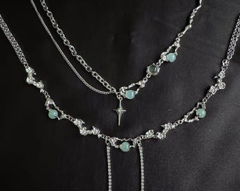 Silber Vintage Kreuz Anhänger Layered Halsketten-Set | Punk Style Gothic Perle Detail Choker | Einstellbar Statement Schmuck Geschenk