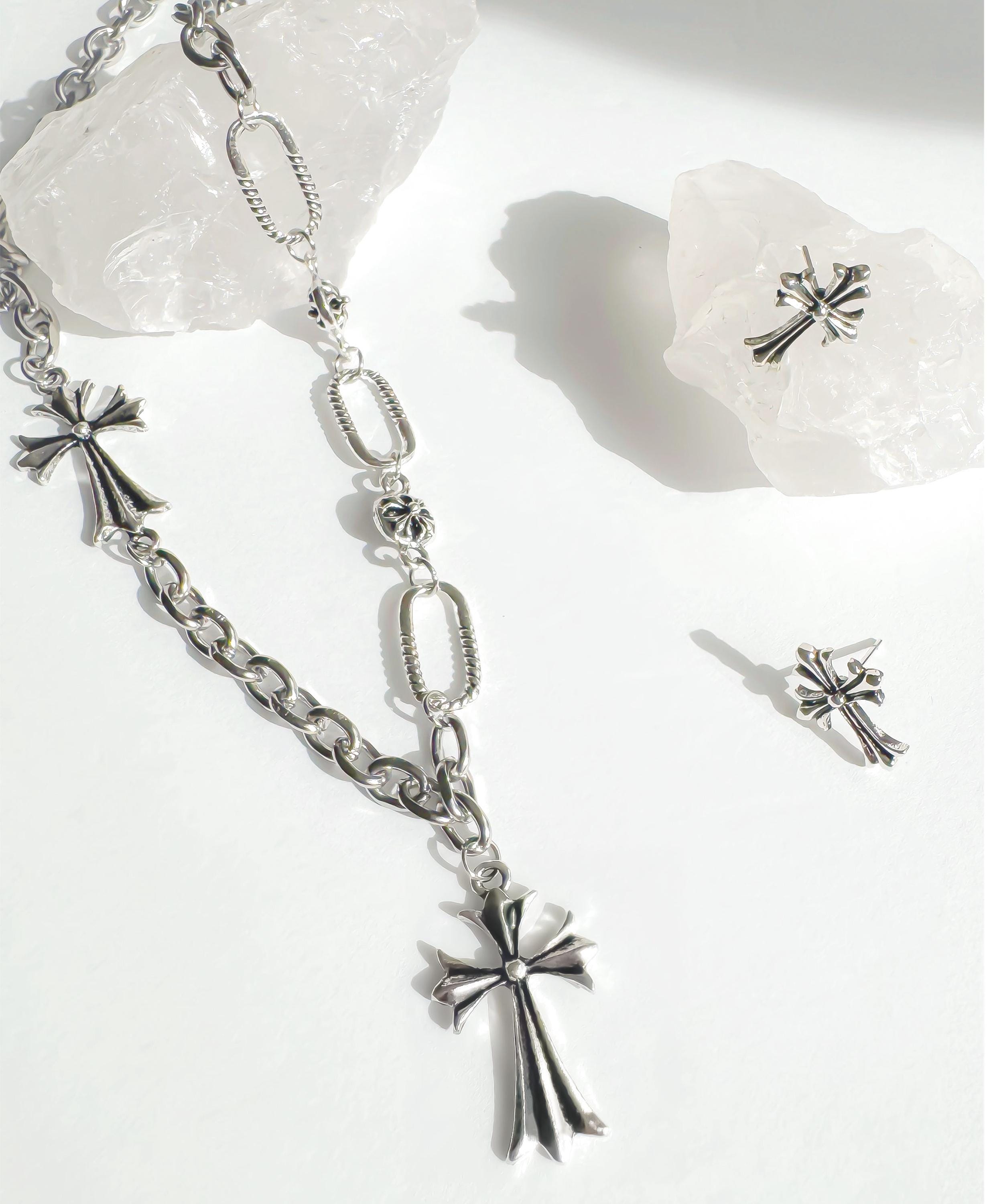 Y2Kゴシッククロスペンダントネックレス - ユニセックス/エッジの効い