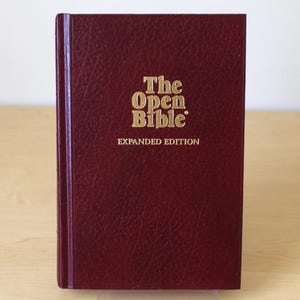 The Open Bible (Expanded Edition) (NKJV) (1985)