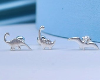 Srebro 925, grubość 20G, urocze dinozaury Apatosaurus, Brachiosaurus, Pteranodon Piercing do chrząstki i płatka ucha, długość 6 mm