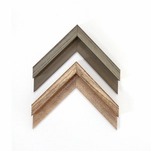 1-1/2 &quot; deep Barnwood Floater Frame