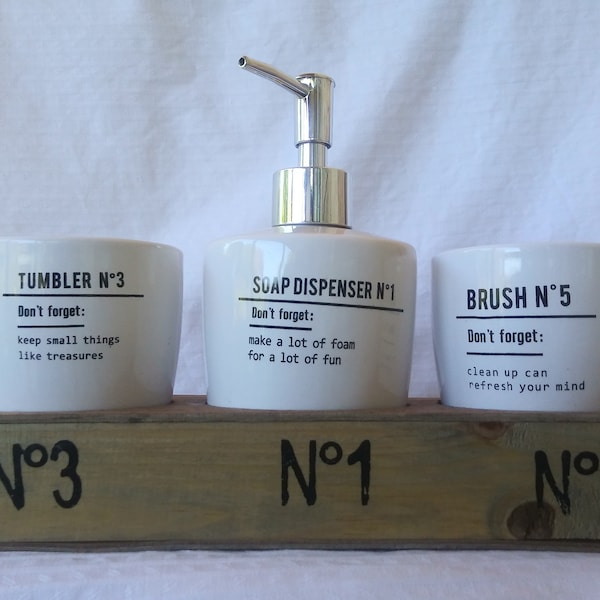 Céramique : Ensemble Distributeur de savon, 2 Gobelets (Porte Brosse à dents et Gobelet à maquillage, rasoir, bijoux) sur support en bois